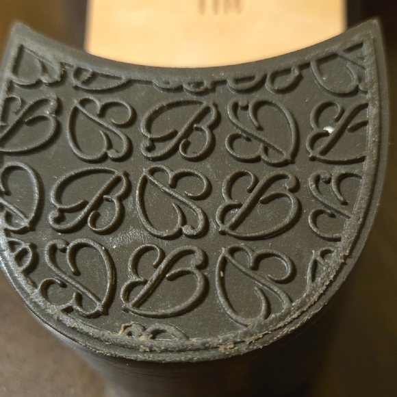 Brighton Brown Embroidered Clogs for Comfort - Picture 5 of 5